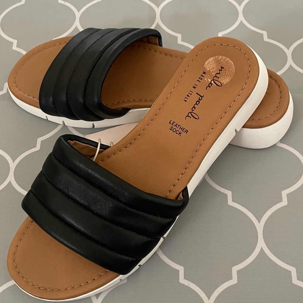 Mila Paoli Leather Slide Sandals Size 7.5  Slip On Black Made in Italy - Picture 3 of 6